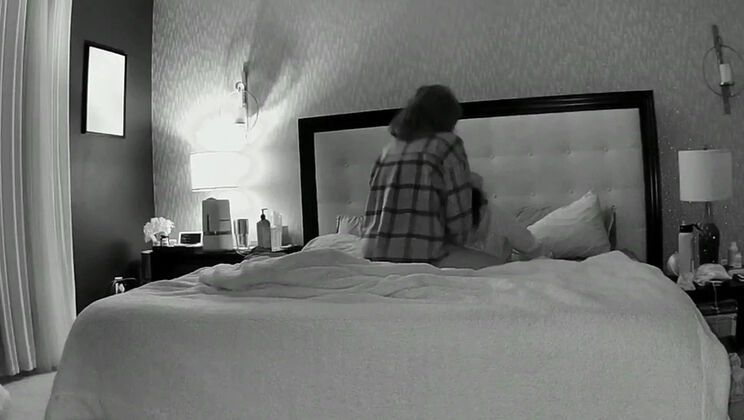 Stepmom Strapon Fucks Stepdaughter - Amateur Lesbian Sex with Big Booty MILF