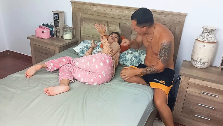 Real Homemade Sex - Hot Couple Fucking Hard with Loud Moaning & Cumshot