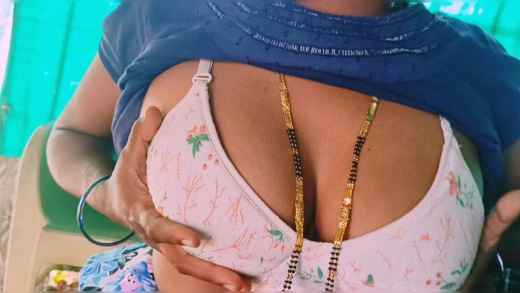 Desi Maid Handjob with Dirty Telugu Talk - Busty Indian Housemaid Cheats Outside