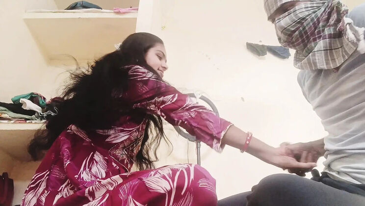 Desi Bhabhi Hot Cowgirl Sex with Devar - Homemade Amateur Fuck
