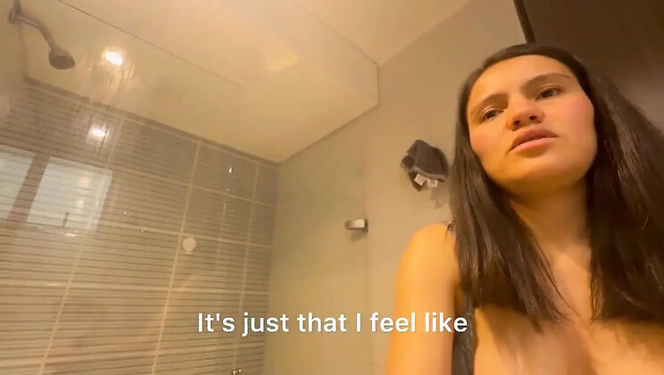 Petite Latina Teen Masturbates & Squirts in Bathroom