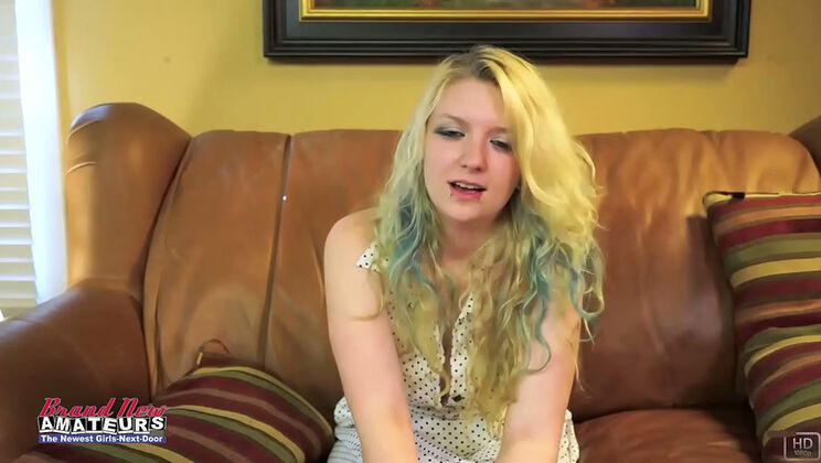 Tiny Blonde Chelsie Rae Deep Throats a Big Tasty Facial Cumshot