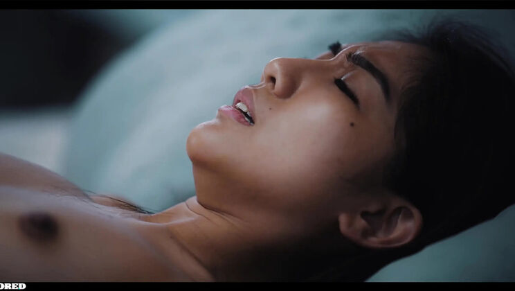 Bunny Brownie Wakes Up to Amirah's Wet Tongue