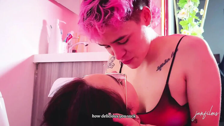 Alexa Pink's Sweet Pussy Suck Before The Party! Amateur Lesbians Eat & Cum