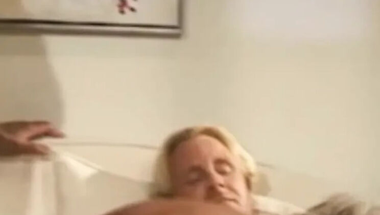 Mature Swinger Wife Gets Banged Hard at Cuckold Party