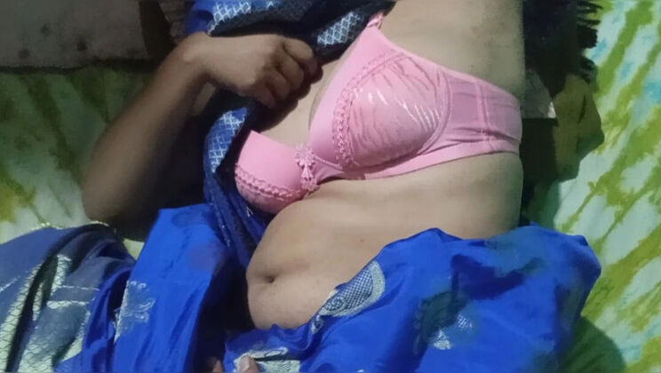 Beautiful Hot Sexy Bhabhi Full Hard Sex on Blue Saree with Tight Pink Pussy