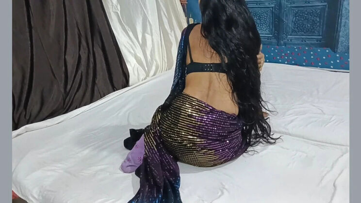 Bhabhi in saree makes my dick hard, then hardcore doggy style fuck with hot Indian wife
