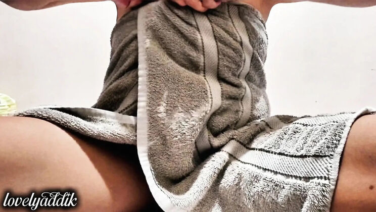 Step Sis Shower Surprise From Toilet – Pinay Amateur HD